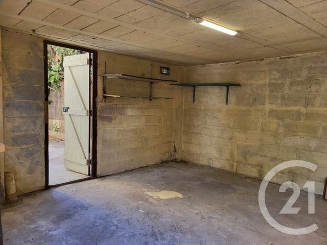 Appartement T2 à louer - 2 pièces - 48,02 m2 - Marignane - 13 - PROVENCE-ALPES-COTE-D-AZUR