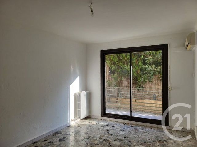 Appartement T2 à louer - 2 pièces - 48,02 m2 - Marignane - 13 - PROVENCE-ALPES-COTE-D-AZUR