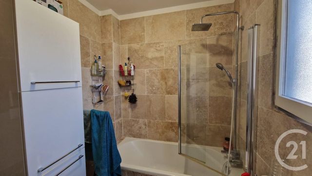 Maison à vendre - 4 pièces - 71 m2 - Marignane - 13 - PROVENCE-ALPES-COTE-D-AZUR