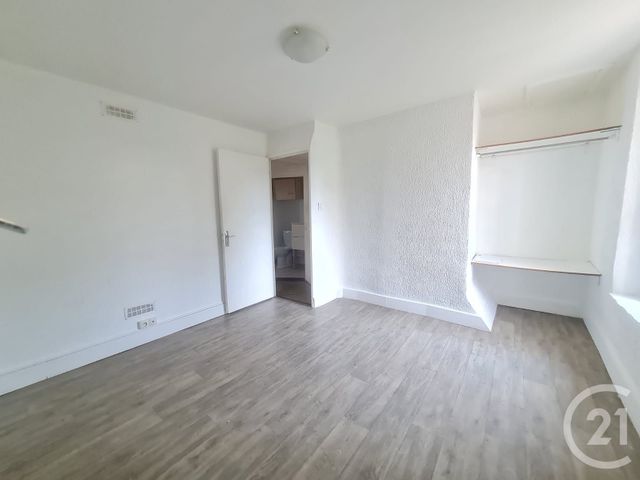 Appartement T3 &agrave; louer - 3 pi&egrave;ces - 39,54 m2 - Gignac La Nerthe - 13 - PROVENCE-ALPES-COTE-D-AZUR