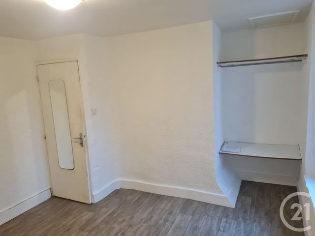 Appartement T3 à louer - 3 pièces - 39,54 m2 - Gignac La Nerthe - 13 - PROVENCE-ALPES-COTE-D-AZUR