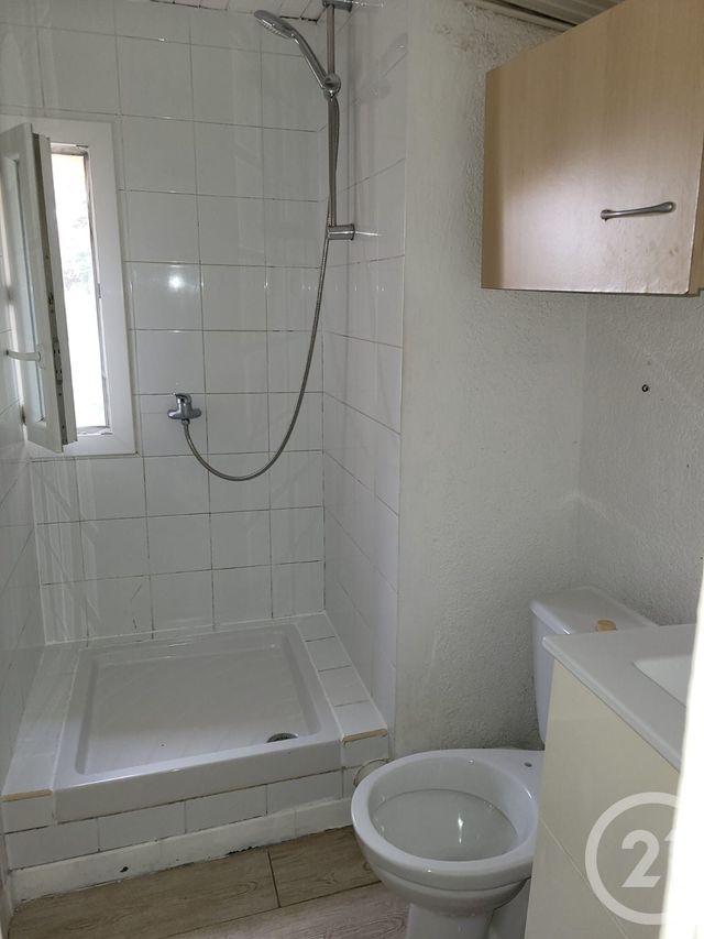 Appartement T3 &agrave; louer - 3 pi&egrave;ces - 39,54 m2 - Gignac La Nerthe - 13 - PROVENCE-ALPES-COTE-D-AZUR