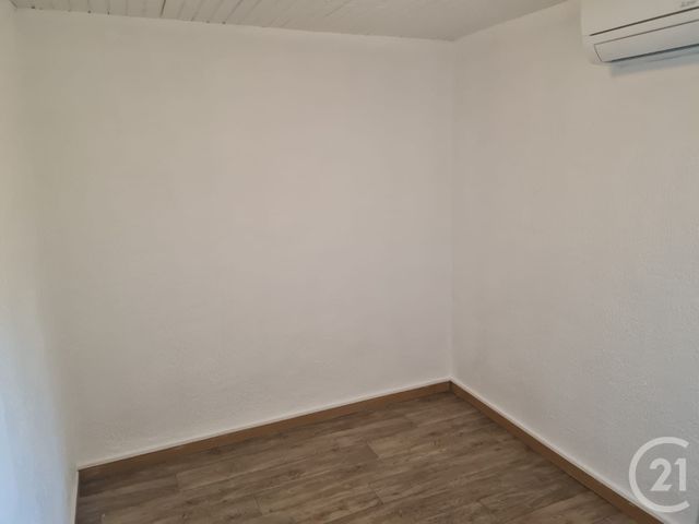 Appartement T3 &agrave; louer - 3 pi&egrave;ces - 39,54 m2 - Gignac La Nerthe - 13 - PROVENCE-ALPES-COTE-D-AZUR