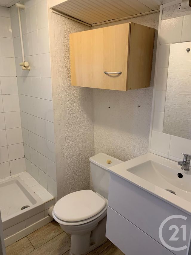 Appartement T3 à louer - 3 pièces - 39,54 m2 - Gignac La Nerthe - 13 - PROVENCE-ALPES-COTE-D-AZUR