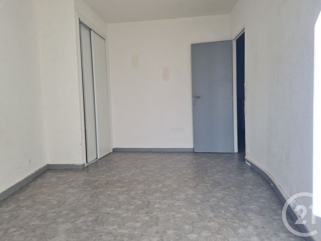 Appartement T3 &agrave; louer - 3 pi&egrave;ces - 57,26 m2 - Marignane - 13 - PROVENCE-ALPES-COTE-D-AZUR