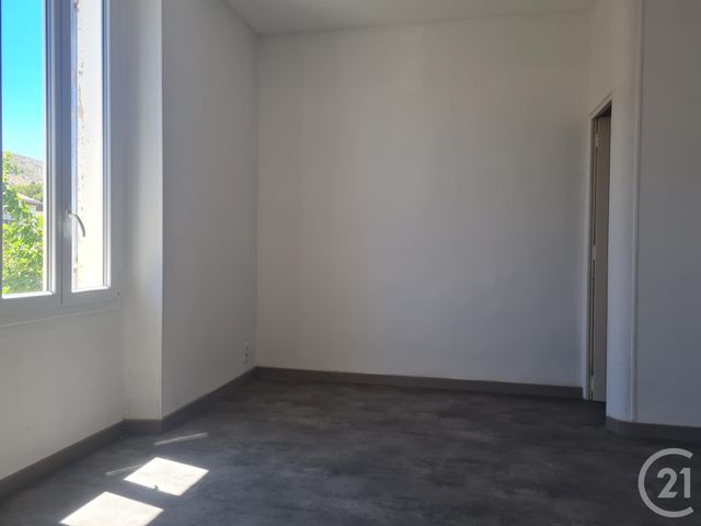 Appartement T3 à louer - 3 pièces - 64,14 m2 - Chateauneuf Les Martigues - 13 - PROVENCE-ALPES-COTE-D-AZUR