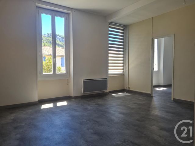 Appartement T3 à louer - 3 pièces - 64,14 m2 - Chateauneuf Les Martigues - 13 - PROVENCE-ALPES-COTE-D-AZUR