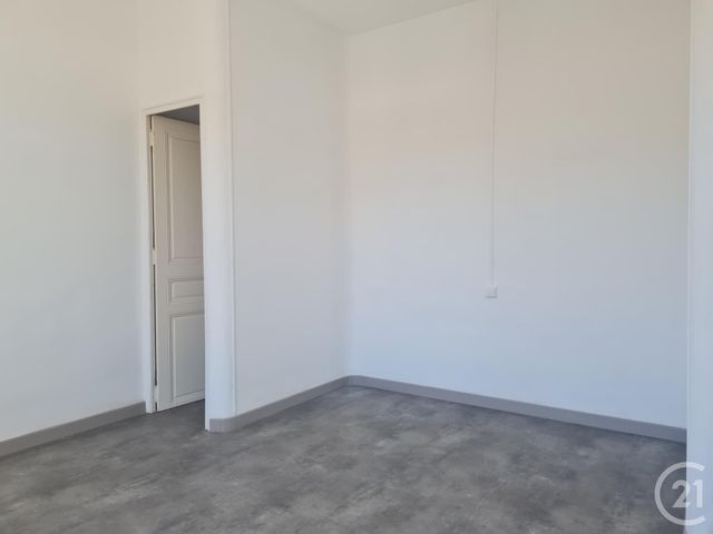 Appartement T3 à louer - 3 pièces - 64,14 m2 - Chateauneuf Les Martigues - 13 - PROVENCE-ALPES-COTE-D-AZUR