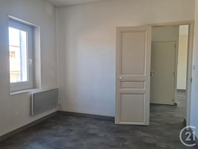 Appartement T3 à louer - 3 pièces - 64,14 m2 - Chateauneuf Les Martigues - 13 - PROVENCE-ALPES-COTE-D-AZUR