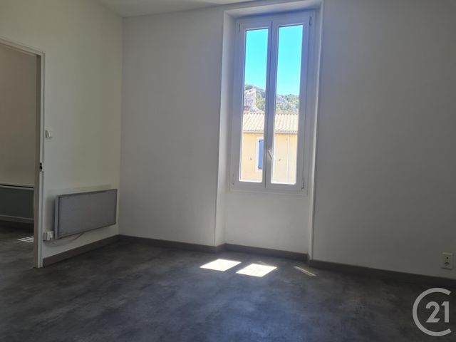 Appartement T3 à louer - 3 pièces - 64,14 m2 - Chateauneuf Les Martigues - 13 - PROVENCE-ALPES-COTE-D-AZUR