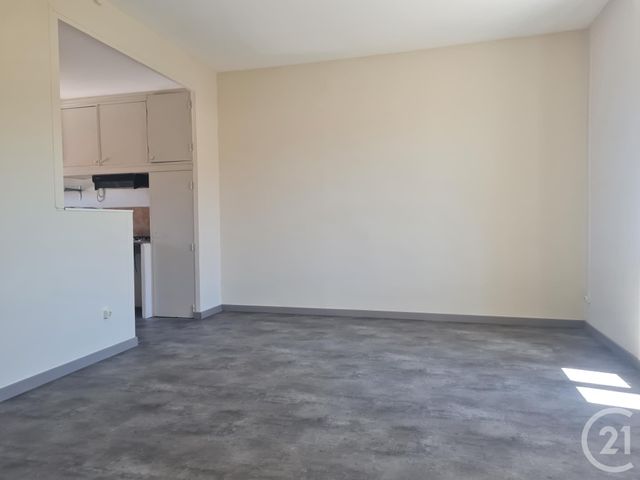 Appartement T3 à louer - 3 pièces - 64,14 m2 - Chateauneuf Les Martigues - 13 - PROVENCE-ALPES-COTE-D-AZUR