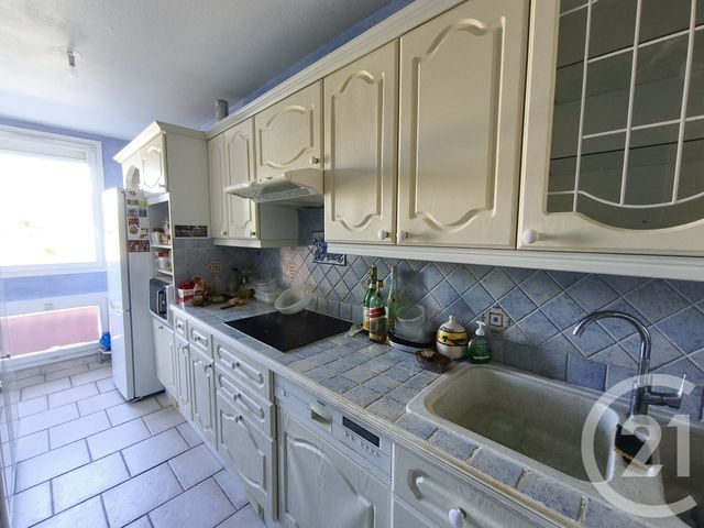 Appartement F5 &agrave; vendre - 5 pi&egrave;ces - 92,97 m2 - Marignane - 13 - PROVENCE-ALPES-COTE-D-AZUR