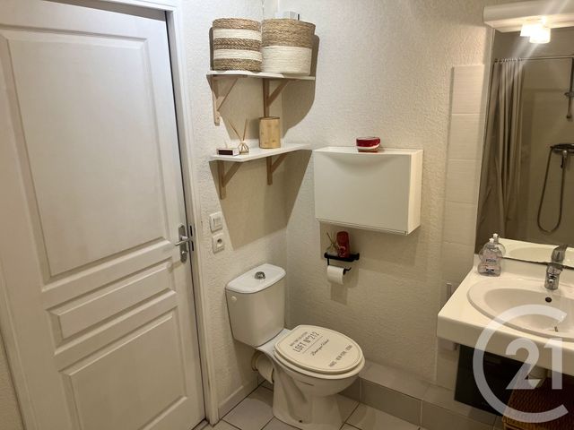 Appartement T2 &agrave; louer - 2 pi&egrave;ces - 35,90 m2 - Salon De Provence - 13 - PROVENCE-ALPES-COTE-D-AZUR