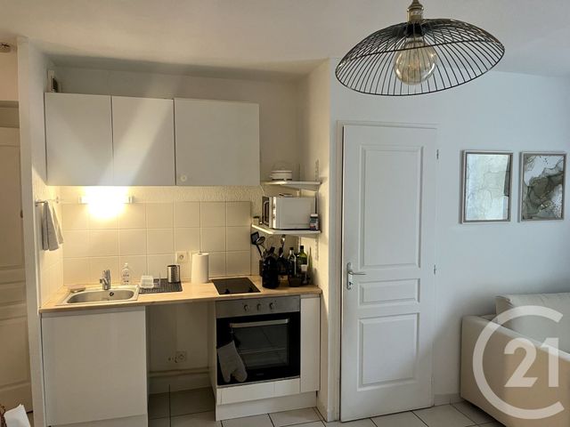 Appartement T2 &agrave; louer - 2 pi&egrave;ces - 35,90 m2 - Salon De Provence - 13 - PROVENCE-ALPES-COTE-D-AZUR