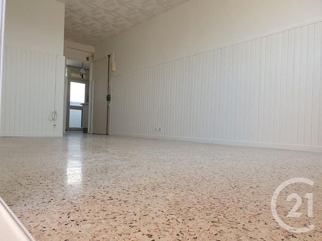 Appartement T3 &agrave; louer - 3 pi&egrave;ces - 58,44 m2 - Marignane - 13 - PROVENCE-ALPES-COTE-D-AZUR
