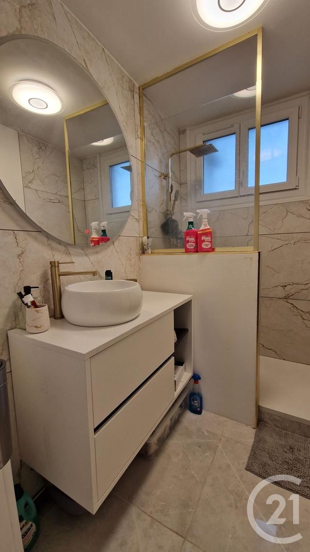 Appartement &agrave; vendre - 4 pi&egrave;ces - 75 m2 - 13 - PROVENCE-ALPES-COTE-D-AZUR