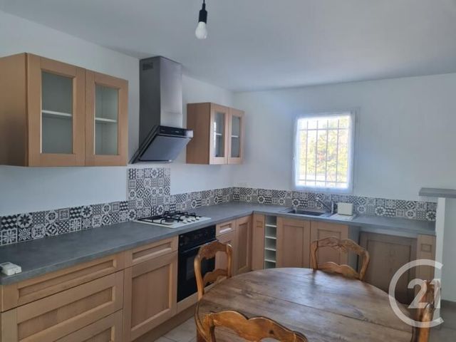 Maison &agrave; louer - 2 pi&egrave;ces - 57,78 m2 - Gignac La Nerthe - 13 - PROVENCE-ALPES-COTE-D-AZUR