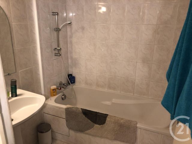 Appartement Duplex &agrave; louer - 2 pi&egrave;ces - 51,98 m2 - Martigues - 13 - PROVENCE-ALPES-COTE-D-AZUR