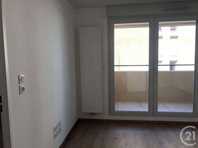 Appartement T2 &agrave; louer - 2 pi&egrave;ces - 37,15 m2 - Marignane - 13 - PROVENCE-ALPES-COTE-D-AZUR