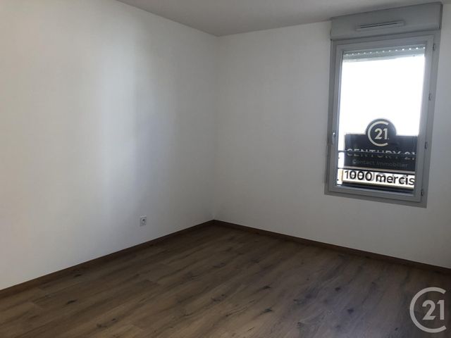 Appartement T2 &agrave; louer - 2 pi&egrave;ces - 37,15 m2 - Marignane - 13 - PROVENCE-ALPES-COTE-D-AZUR