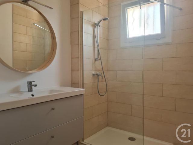Appartement T4 &agrave; louer - 4 pi&egrave;ces - 73,74 m2 - Marignane - 13 - PROVENCE-ALPES-COTE-D-AZUR