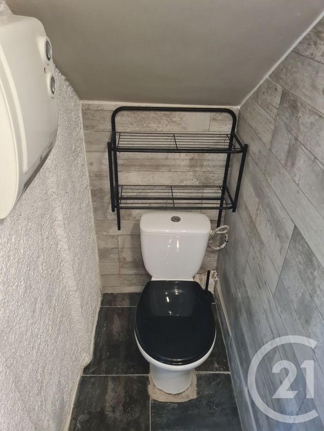 Maison &agrave; louer - 2 pi&egrave;ces - 26,13 m2 - Marignane - 13 - PROVENCE-ALPES-COTE-D-AZUR