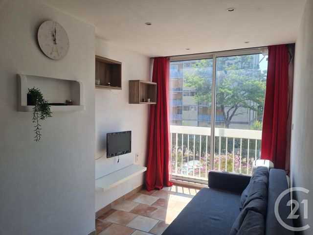 Appartement T1 &agrave; louer - 1 pi&egrave;ce - 31,37 m2 - Marignane - 13 - PROVENCE-ALPES-COTE-D-AZUR