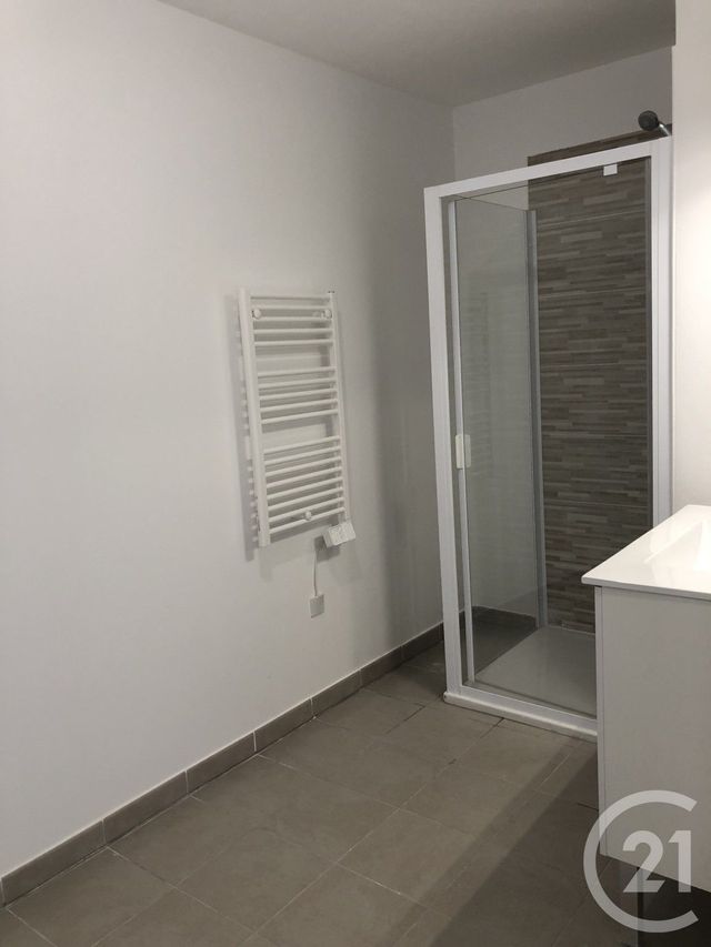 Appartement T2 &agrave; louer - 2 pi&egrave;ces - 46,91 m2 - Marignane - 13 - PROVENCE-ALPES-COTE-D-AZUR