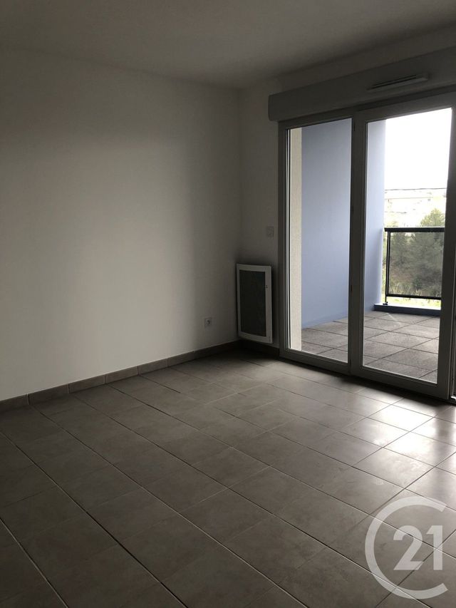 Appartement T2 &agrave; louer - 2 pi&egrave;ces - 46,91 m2 - Marignane - 13 - PROVENCE-ALPES-COTE-D-AZUR