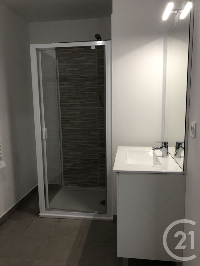 Appartement T2 &agrave; louer - 2 pi&egrave;ces - 46,91 m2 - Marignane - 13 - PROVENCE-ALPES-COTE-D-AZUR