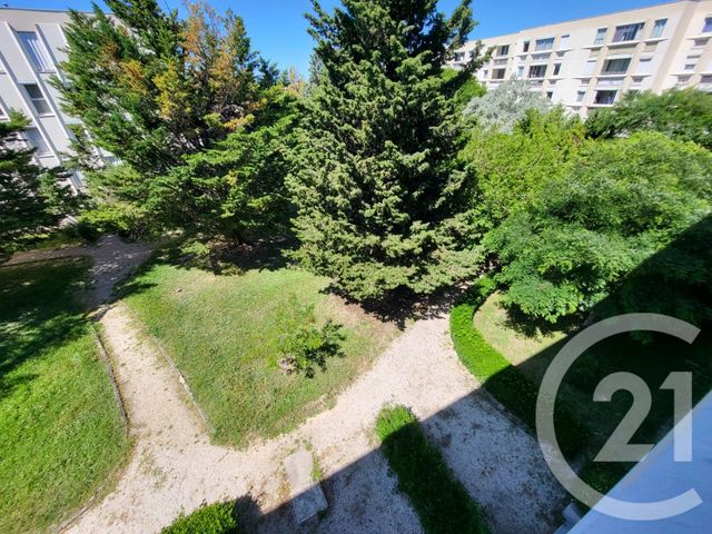Appartement F3 &agrave; louer - 3 pi&egrave;ces - 68,75 m2 - Marignane - 13 - PROVENCE-ALPES-COTE-D-AZUR