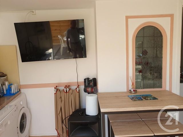 Appartement Studio &agrave; louer - 1 pi&egrave;ce - 19,10 m2 - Marignane - 13 - PROVENCE-ALPES-COTE-D-AZUR