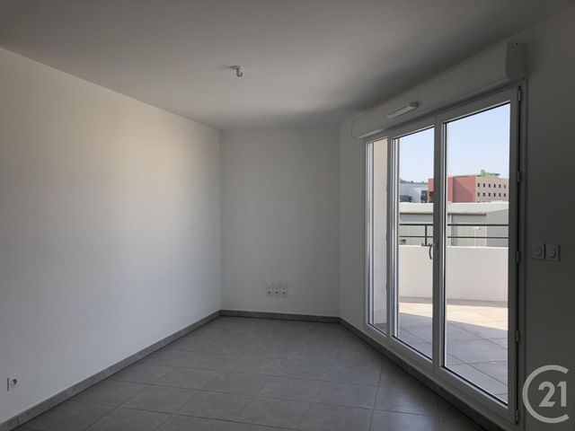 Appartement T3 &agrave; louer - 3 pi&egrave;ces - 60,70 m2 - Vitrolles - 13 - PROVENCE-ALPES-COTE-D-AZUR
