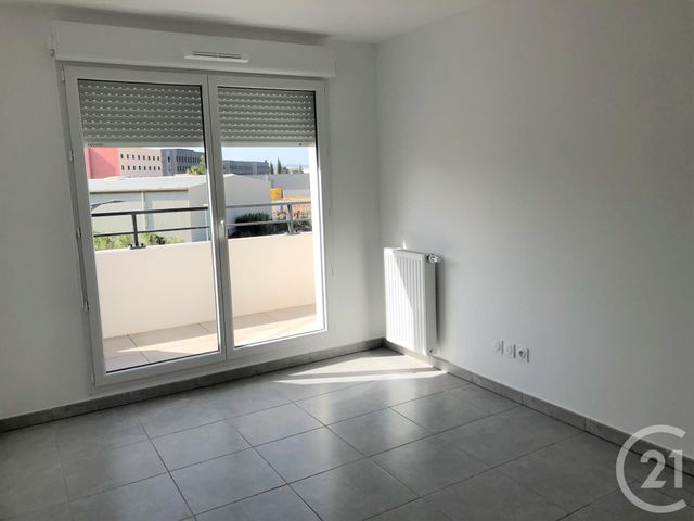Appartement T3 &agrave; louer - 3 pi&egrave;ces - 60,70 m2 - Vitrolles - 13 - PROVENCE-ALPES-COTE-D-AZUR
