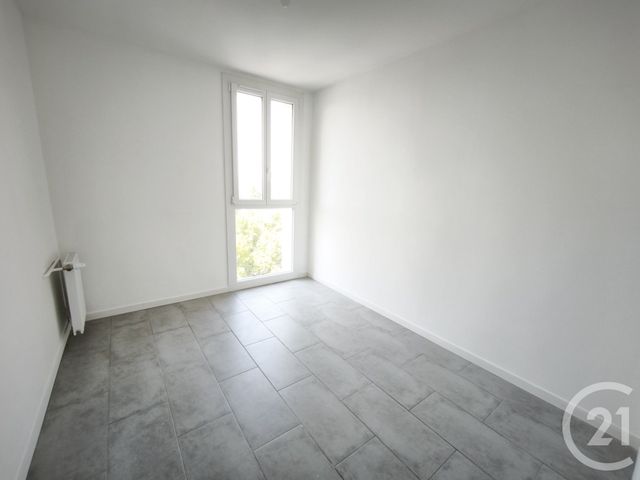 Appartement &agrave; vendre - 4 pi&egrave;ces - 65,42 m2 - Marignane - 13 - PROVENCE-ALPES-COTE-D-AZUR