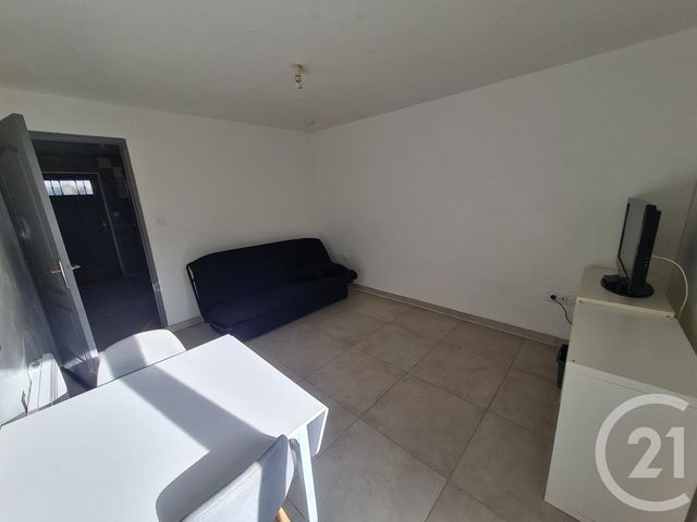 Appartement Studio &agrave; louer - 1 pi&egrave;ce - 23,93 m2 - Rognac - 13 - PROVENCE-ALPES-COTE-D-AZUR