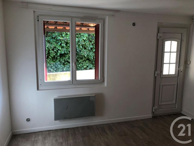 Appartement Studio &agrave; louer - 1 pi&egrave;ce - 21,42 m2 - Gignac La Nerthe - 13 - PROVENCE-ALPES-COTE-D-AZUR