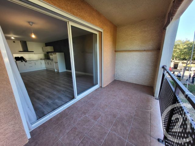 Appartement F3 &agrave; louer - 3 pi&egrave;ces - 66,26 m2 - Salon De Provence - 13 - PROVENCE-ALPES-COTE-D-AZUR