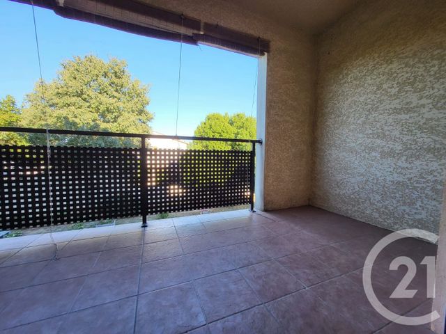 Appartement F3 &agrave; louer - 3 pi&egrave;ces - 66,26 m2 - Salon De Provence - 13 - PROVENCE-ALPES-COTE-D-AZUR