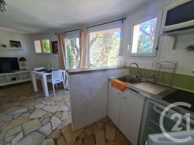 Appartement T2 &agrave; louer - 2 pi&egrave;ces - 26,79 m2 - Salon De Provence - 13 - PROVENCE-ALPES-COTE-D-AZUR
