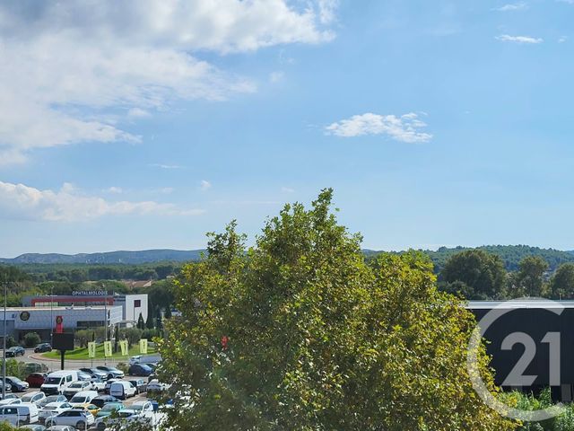 Appartement T2 &agrave; louer - 2 pi&egrave;ces - 51,23 m2 - Marignane - 13 - PROVENCE-ALPES-COTE-D-AZUR
