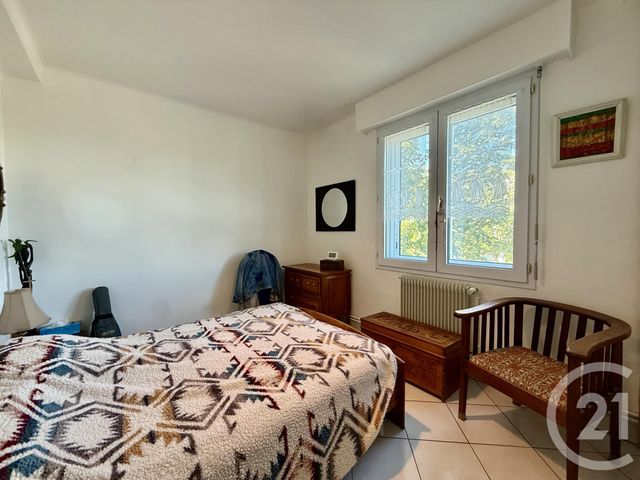 Appartement F5 &agrave; vendre - 5 pi&egrave;ces - 85 m2 - La Rochelle - 17 - POITOU-CHARENTES