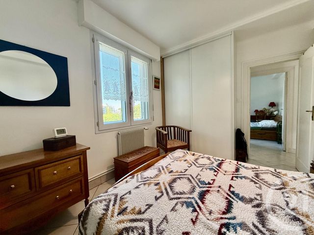 Appartement F5 &agrave; vendre - 5 pi&egrave;ces - 85 m2 - La Rochelle - 17 - POITOU-CHARENTES