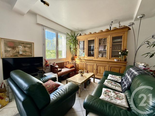 Appartement F5 &agrave; vendre - 5 pi&egrave;ces - 85 m2 - La Rochelle - 17 - POITOU-CHARENTES