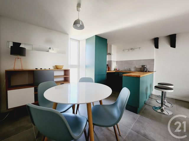 Appartement F2 &agrave; louer - 2 pi&egrave;ces - 41,98 m2 - La Rochelle - 17 - POITOU-CHARENTES