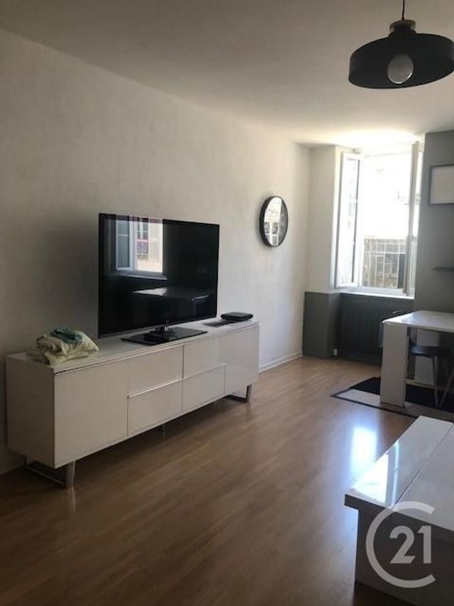 Appartement T1 &agrave; louer - 1 pi&egrave;ce - 36,88 m2 - La Rochelle - 17 - POITOU-CHARENTES