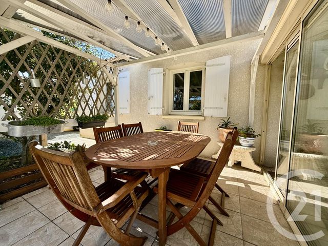 Maison &agrave; vendre - 5 pi&egrave;ces - 104,69 m2 - St Xandre - 17 - POITOU-CHARENTES