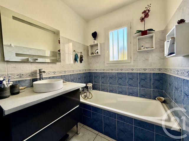 Maison &agrave; vendre - 5 pi&egrave;ces - 104,69 m2 - St Xandre - 17 - POITOU-CHARENTES