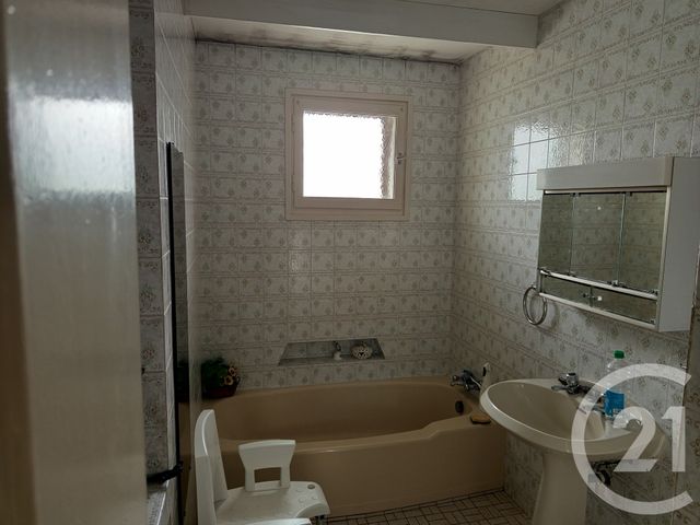 Maison &agrave; vendre - 7 pi&egrave;ces - 225 m2 - L Houmeau - 17 - POITOU-CHARENTES