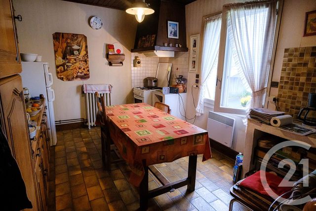 Maison &agrave; vendre - 4 pi&egrave;ces - 118 m2 - Ste Soulle - 17 - POITOU-CHARENTES